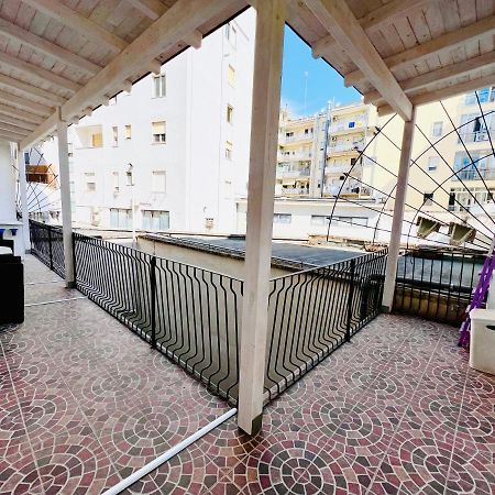 4Cats - Alloggio Incantevole In Centro Apartment เลชเช ภายนอก รูปภาพ