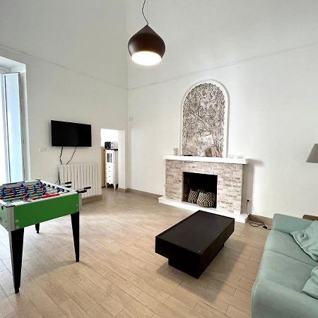 4Cats - Alloggio Incantevole In Centro Apartment เลชเช ภายนอก รูปภาพ