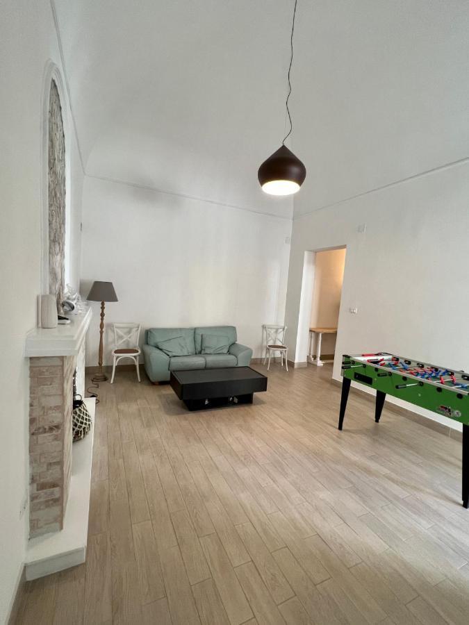 4Cats - Alloggio Incantevole In Centro Apartment เลชเช ภายนอก รูปภาพ