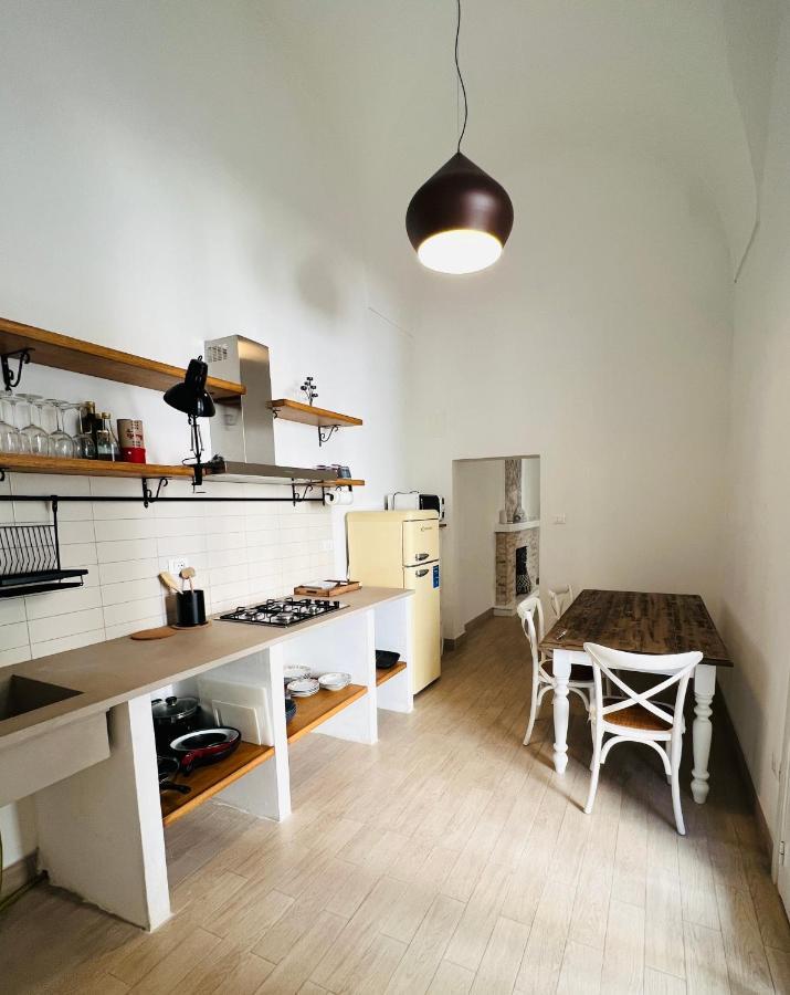 4Cats - Alloggio Incantevole In Centro Apartment เลชเช ภายนอก รูปภาพ